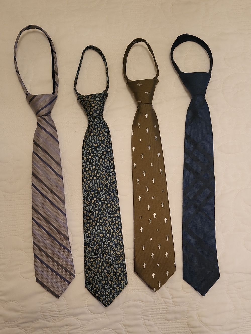 Lot Of 4 Boys Zip Ties (Calvin Klein, Father & Sons)